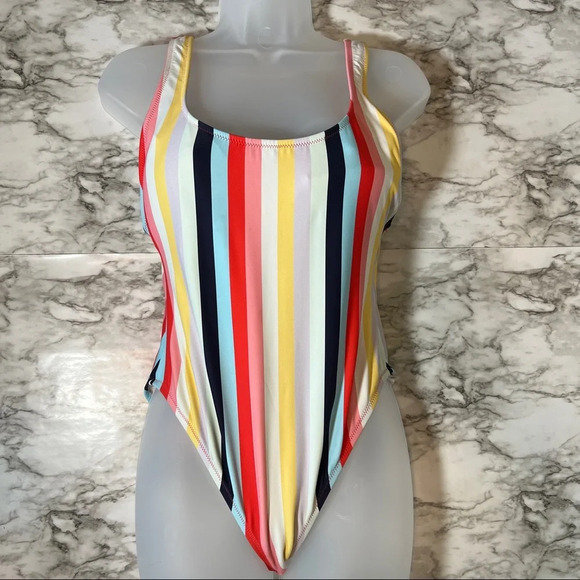 Gap One Piece Swimsuit, L - Picture 2 of 8
